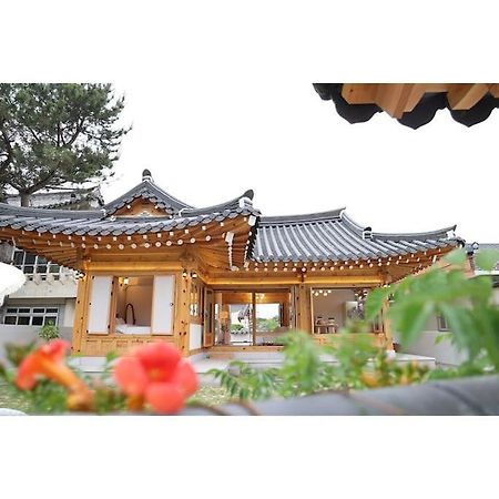Gyeongju Hanok Sohwa Esterno foto