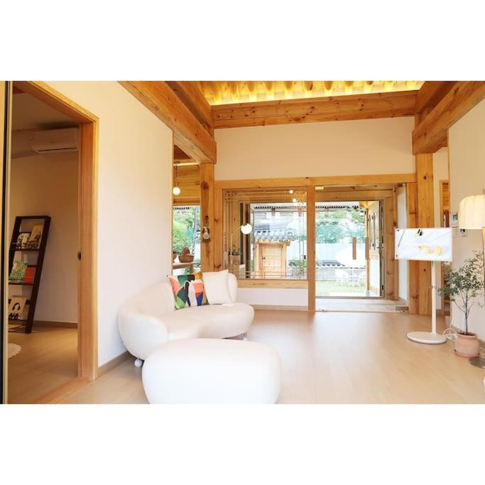 Gyeongju Hanok Sohwa Esterno foto