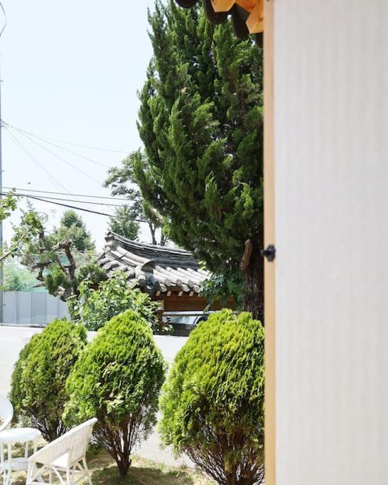 Gyeongju Hanok Sohwa Esterno foto